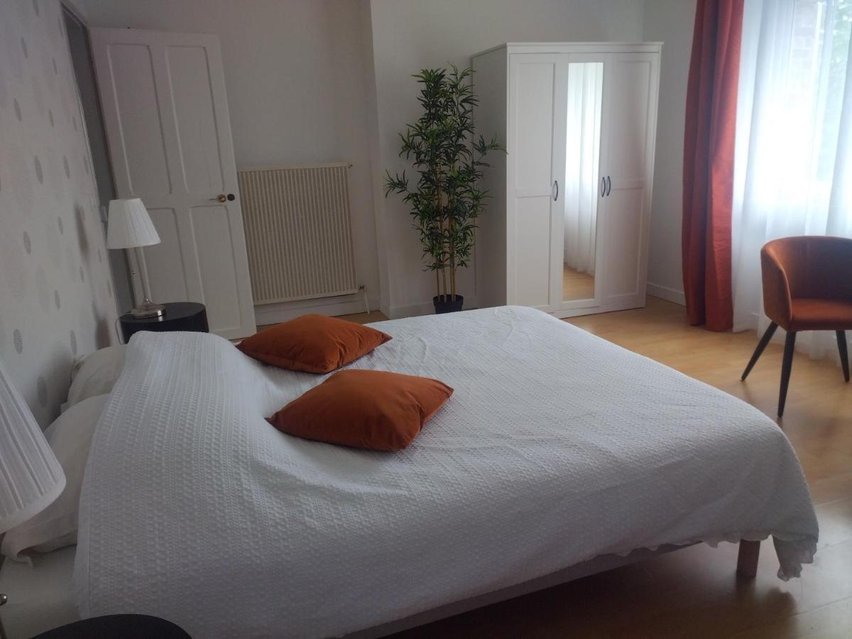 Chambre Au Manoir De L'Onde, Au Bord De L'Yonne, Pres De Sens Villeperrot Extérieur photo
