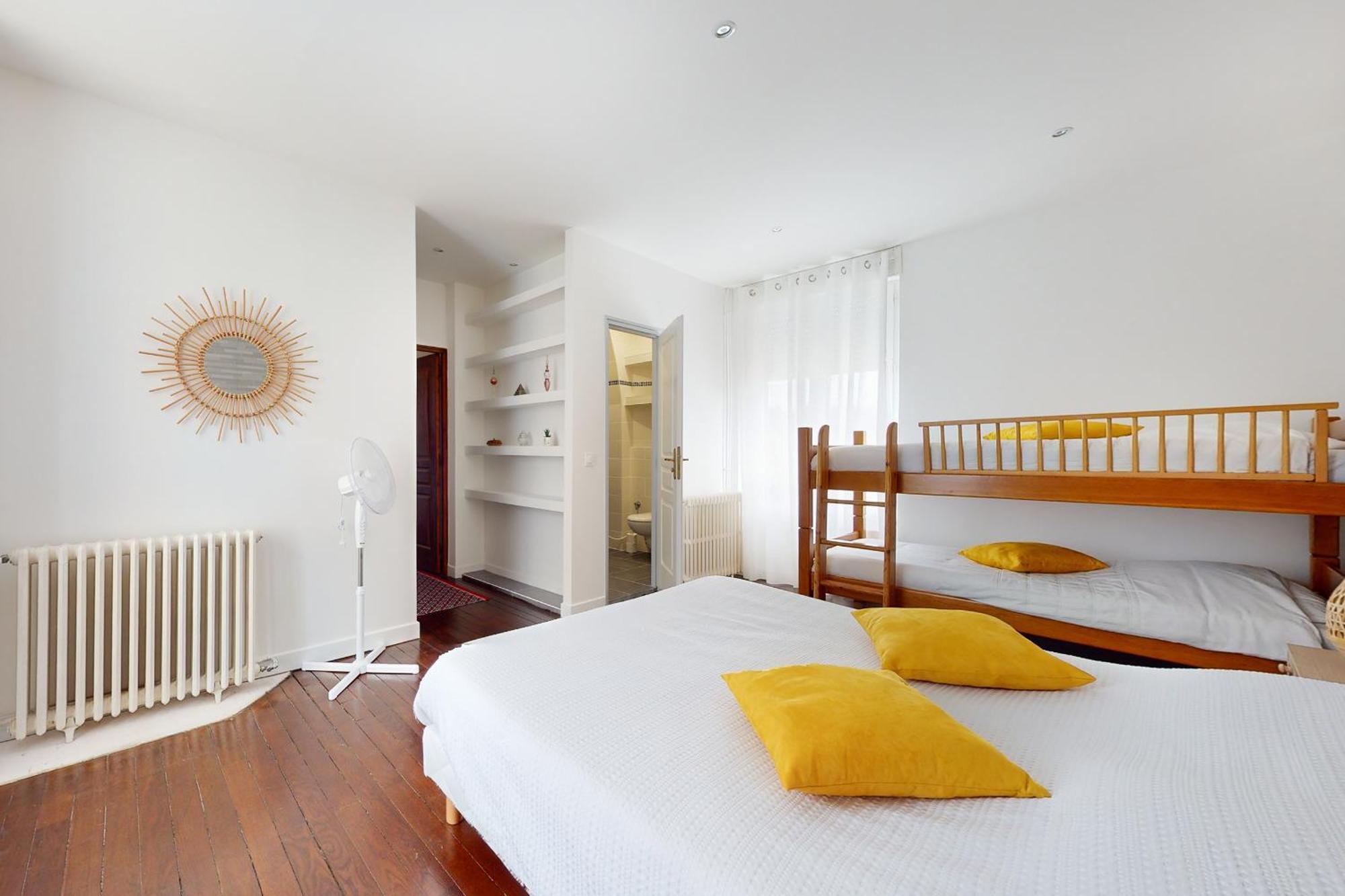 Chambre Au Manoir De L'Onde, Au Bord De L'Yonne, Pres De Sens Villeperrot Extérieur photo